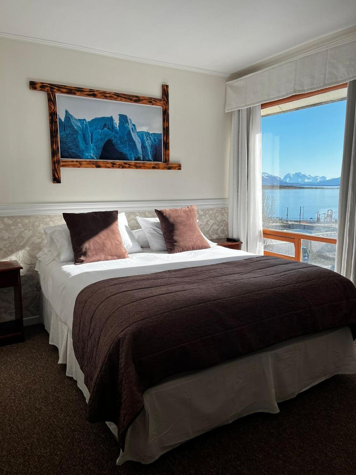 Hotel Lago Sarmiento Puerto Natales Exterior foto