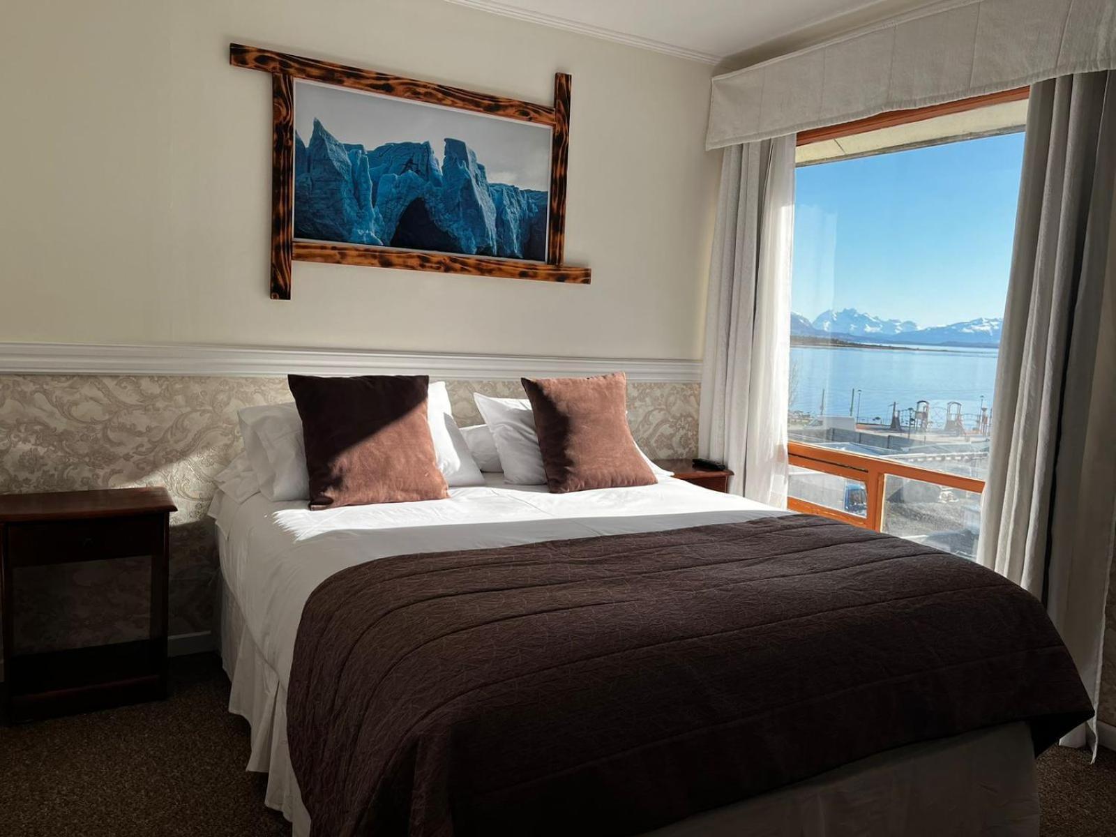 Hotel Lago Sarmiento Puerto Natales Exterior foto